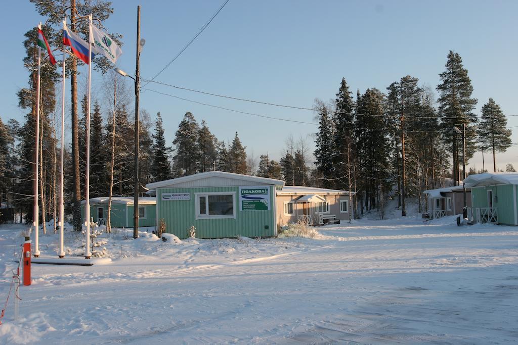 Podkova Hotel Kostomukša Esterno foto